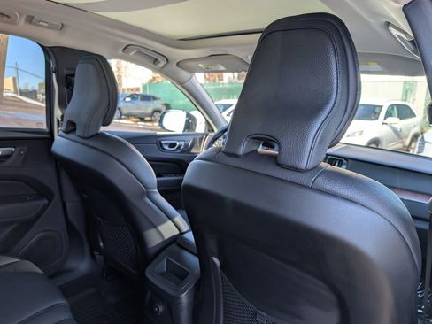 Used 2024 Volvo XC60 T8 Plus w/ Protection Package Premier image 18