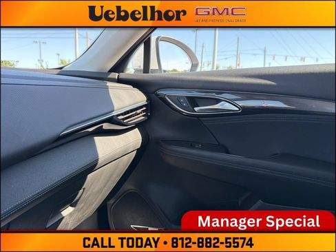 Used 2024 Buick Envision Preferred AWD/4WD image 28
