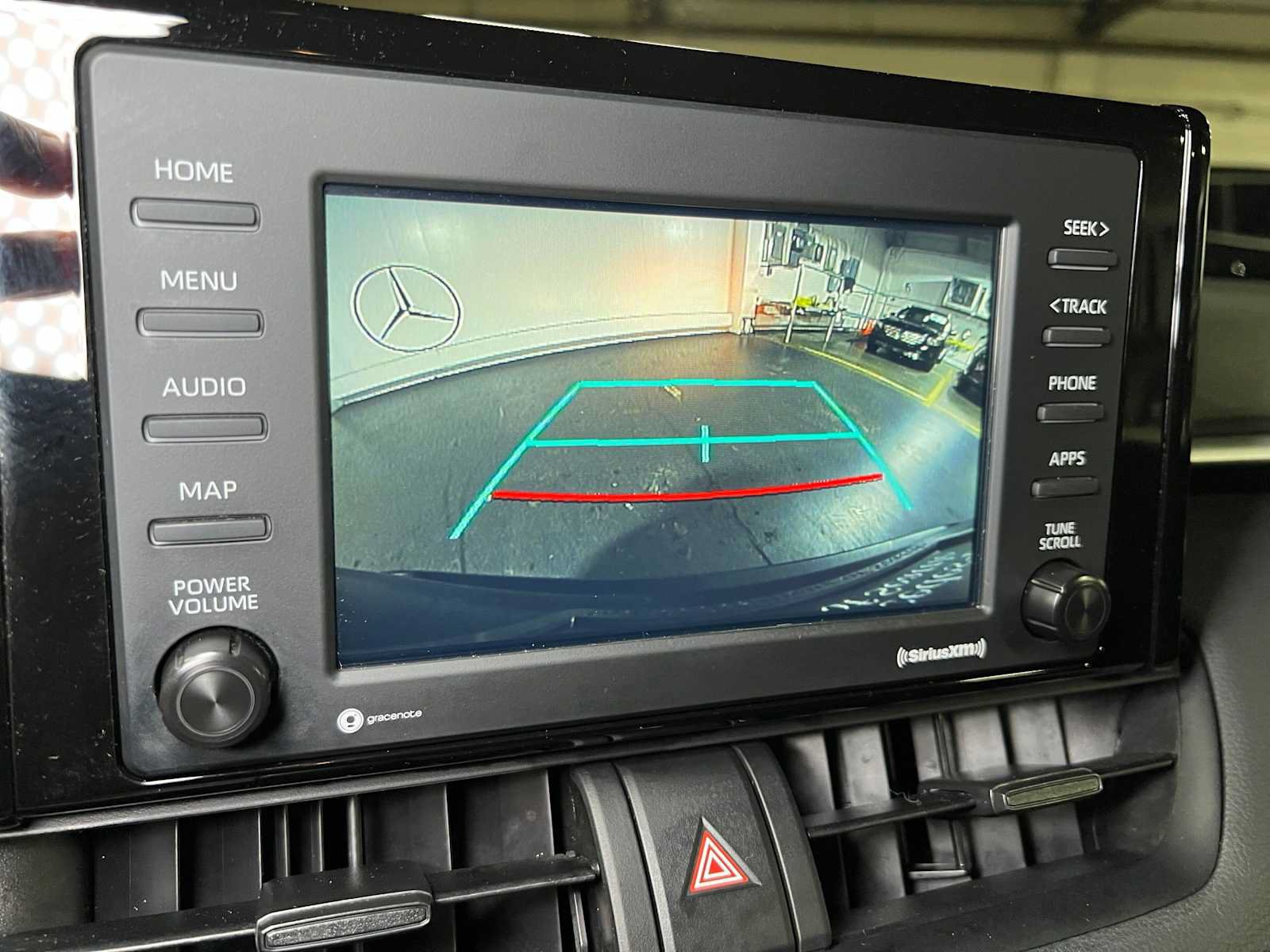Used 2021 Toyota RAV4 LE AWD/4WD image 34