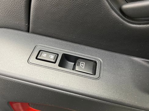 Used 2026 Nissan Frontier PRO-4X w/ Pro-4x Convenience Package AWD/4WD image 29