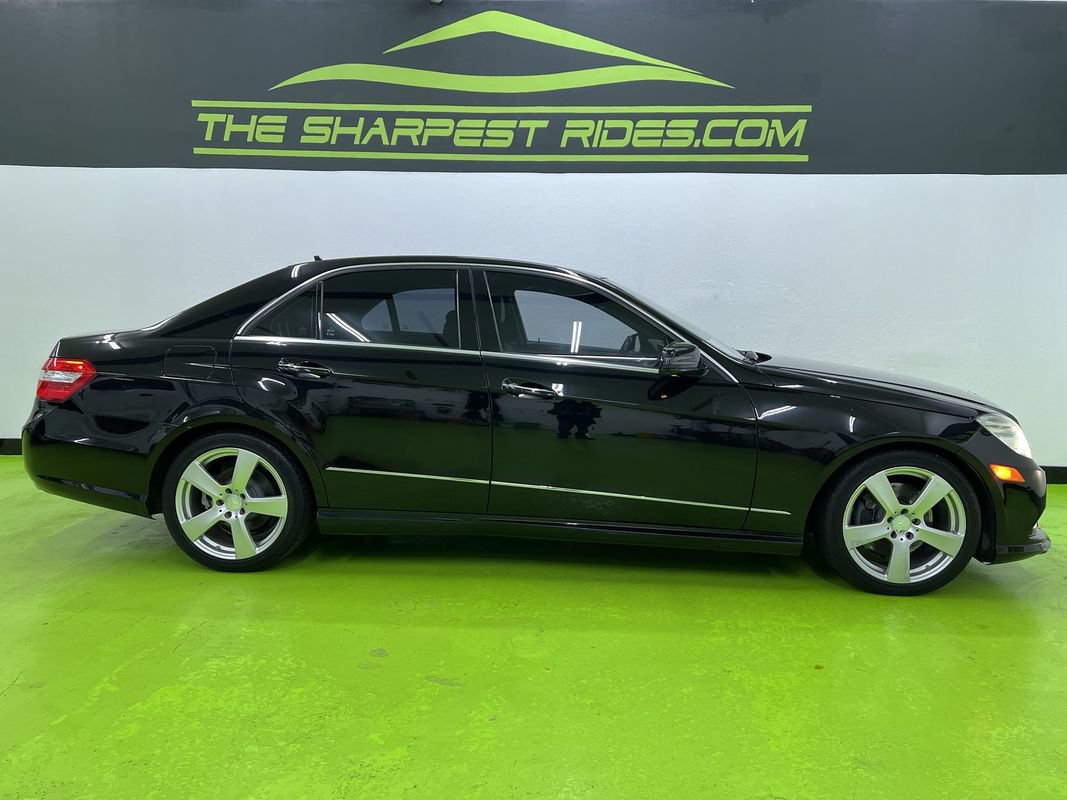 Used 2011 Mercedes-Benz E 350 4MATIC Sedan image 11