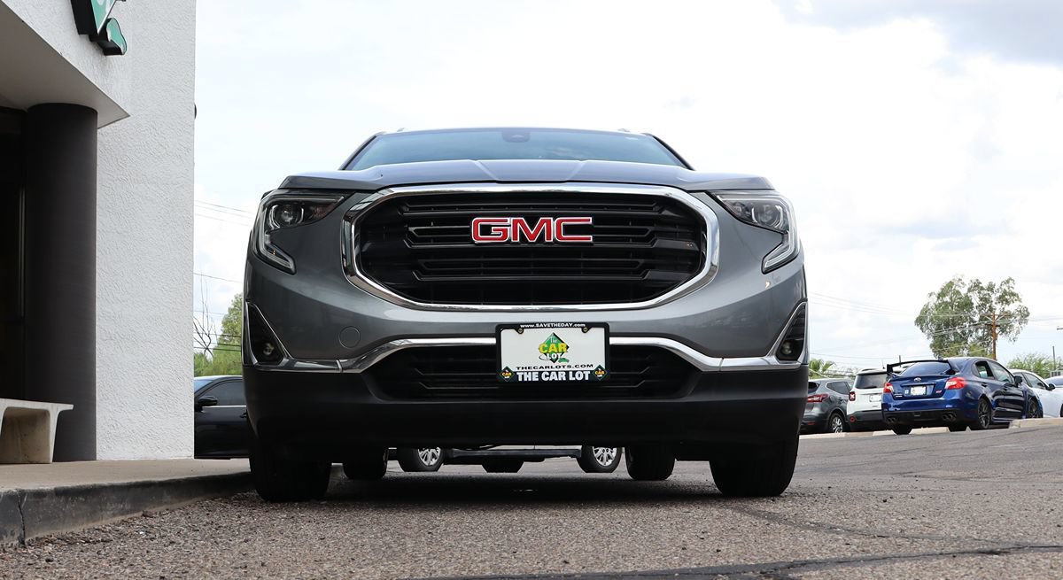Used 2020 GMC Terrain SLT FWD image 17