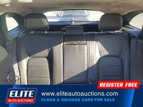 Used 2019 Jaguar F-PACE Prestige image 20