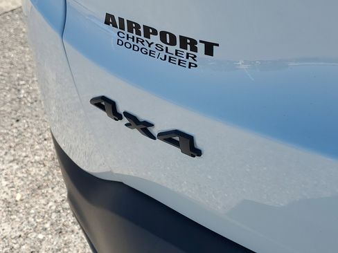 Used 2020 Jeep Renegade Trailhawk image 8