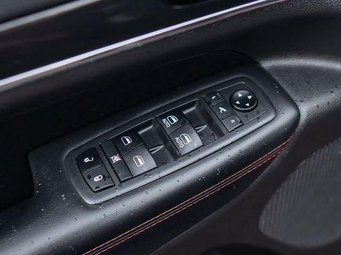 Used 2019 Jeep Grand Cherokee Trailhawk AWD/4WD image 47