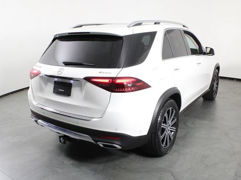 Used 2024 Mercedes-Benz GLE 450 4MATIC image 3