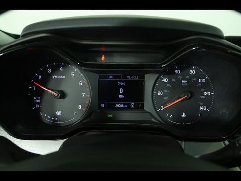 Used 2025 Chevrolet Trax LS w/ LS Convenience Package image 21