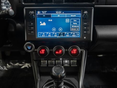 Used 2023 Toyota GR86 RWD image 18