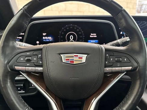 Certified 2021 Cadillac Escalade Sport Platinum w/ Heavy-Duty Trailer Package image 30