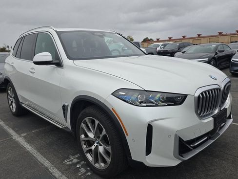 Used 2024 BMW X5 xDrive40i image 2