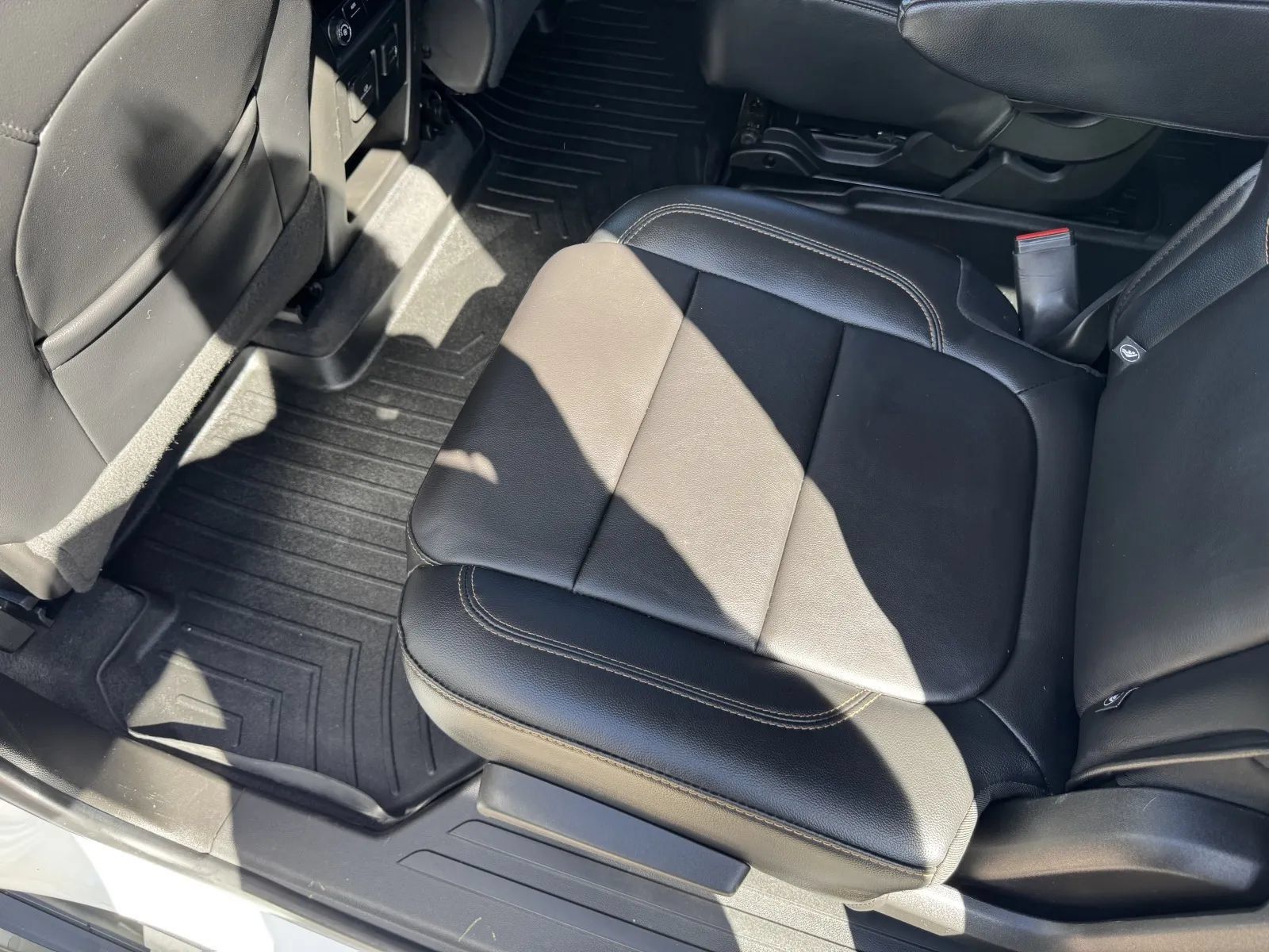 Used 2019 Chevrolet Traverse RS w/ LPO, 'HIT The Road' Package AWD/4WD image 35
