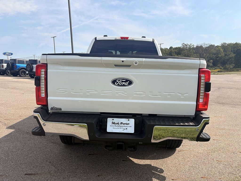 New 2027 Ford F250 Lariat w/ Lariat Ultimate Package AWD/4WD image 4