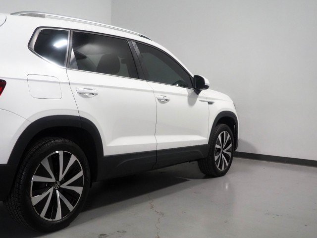 Used 2024 Volkswagen Taos SE FWD image 44