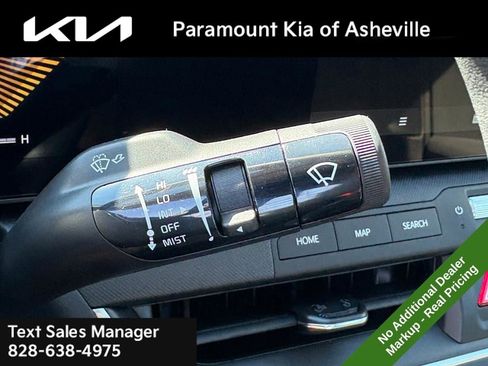 New 2025 Kia K4 LXS image 25