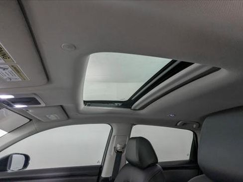 Used 2025 Honda HR-V EX-L image 16