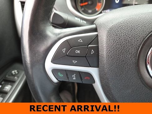 Used 2015 Jeep Cherokee Trailhawk w/ Cold Weather Group image 51