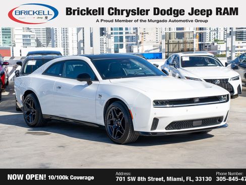 Used 2024 Dodge Charger R/T w/ Plus Group image 3