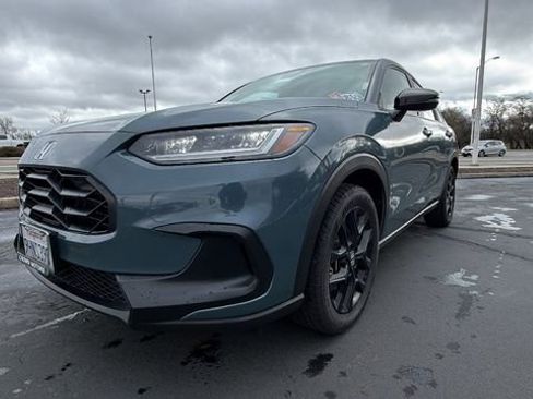 Used 2024 Honda HR-V Sport image 9