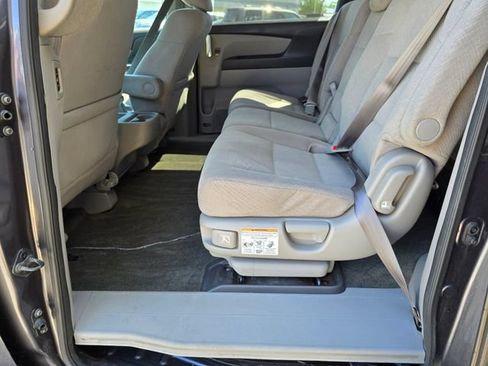 Used 2016 Honda Odyssey SE image 30