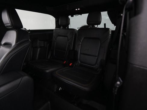 Used 2023 Ford Bronco Badlands image 46