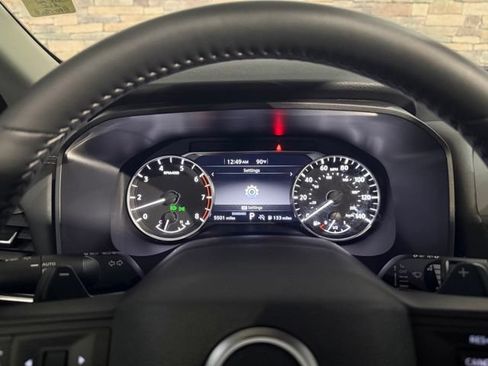 Certified 2026 Nissan Rogue SV w/ SV Premium Package FWD image 20