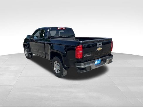 Used 2020 Chevrolet Colorado W/T RWD image 4