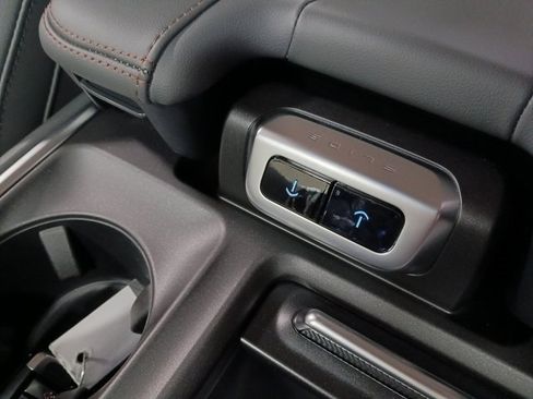 New 2025 Ford Expedition Active image 20