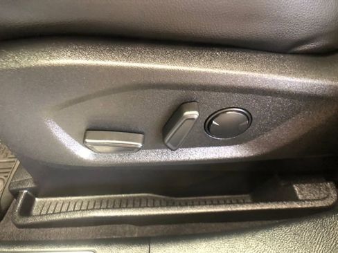 Certified 2022 Ford Edge ST-Line image 11