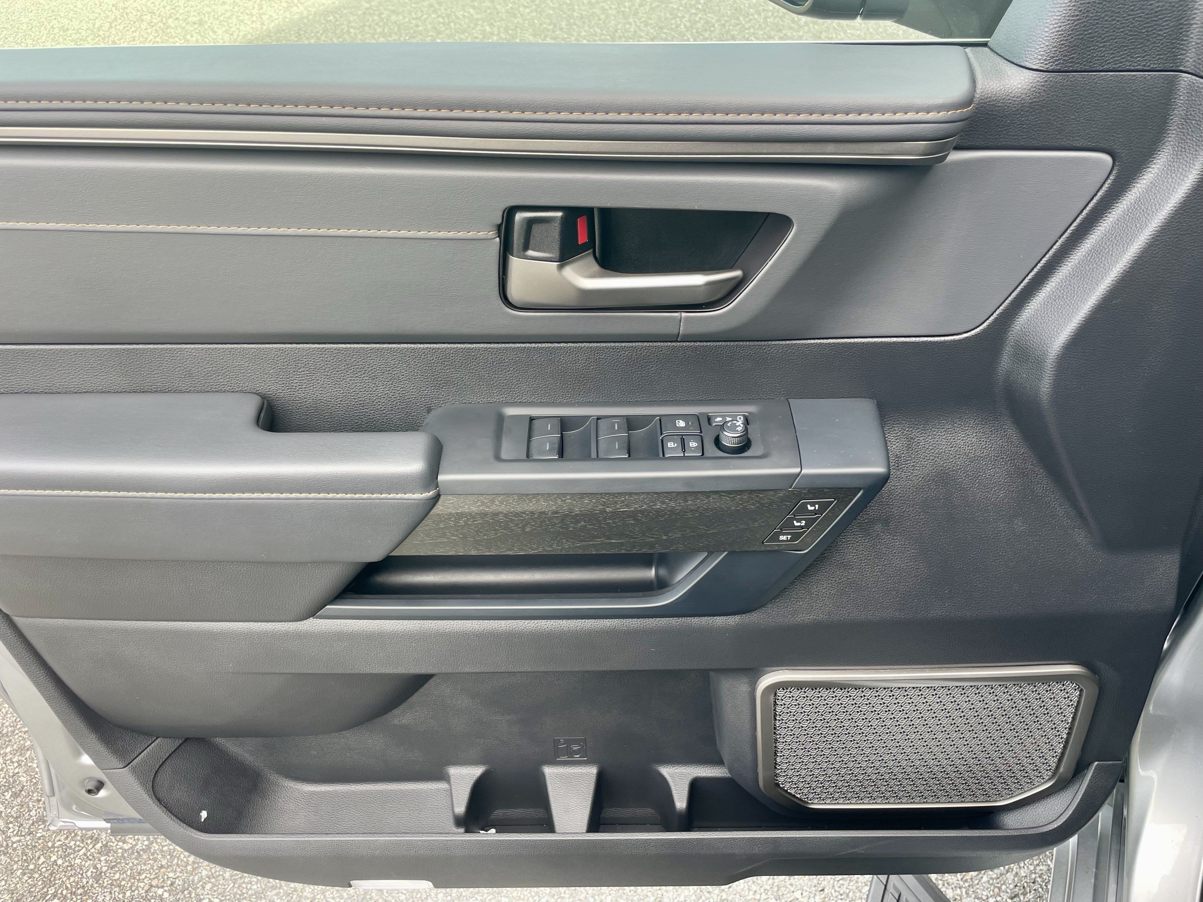 Used 2026 Toyota Sequoia Capstone AWD/4WD image 12
