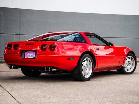 Used 1994 Chevrolet Corvette Coupe RWD image 48