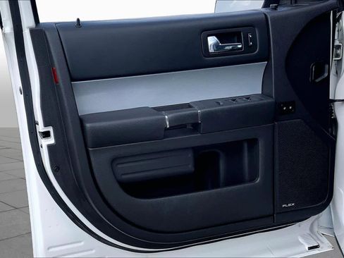 Used 2014 Ford Flex SEL w/ Equipment Group 202A FWD image 21