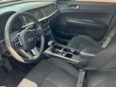 Used 2020 Kia Optima LX image 9