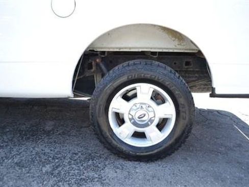Used 2014 Ford F150 XL w/ Equipment Group 101A Mid RWD image 9