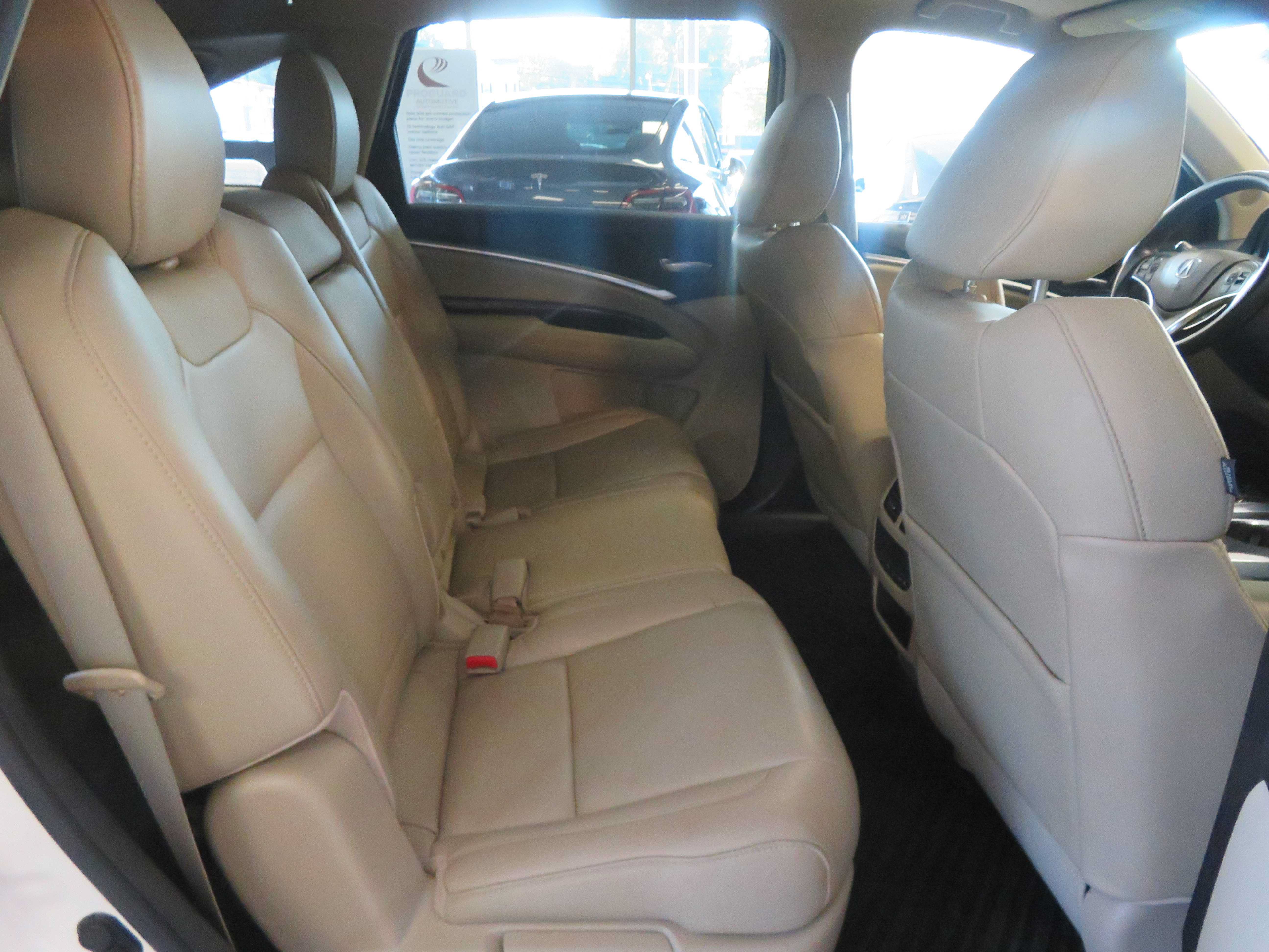 Used 2016 Acura MDX w/ Technology Package AWD/4WD image 24