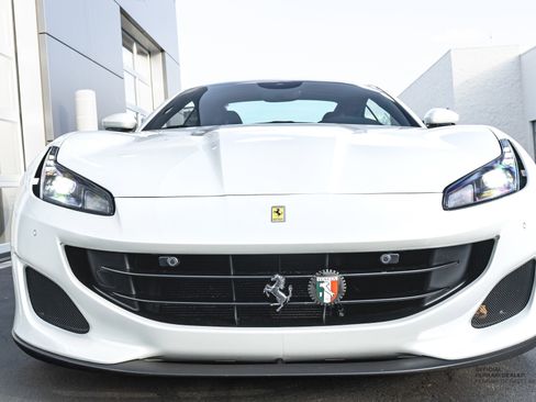 Certified 2020 Ferrari Portofino image 2