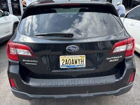 Used 2017 Subaru Outback 2.5i Limited AWD/4WD image 3