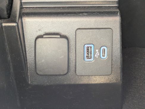 Used 2023 Ford Explorer ST w/ Equipment Group 401A AWD/4WD image 28
