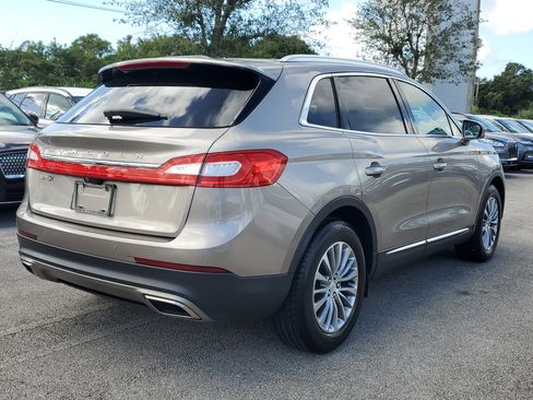 Used 2018 Lincoln MKX Select w/ Select Plus Package image 6