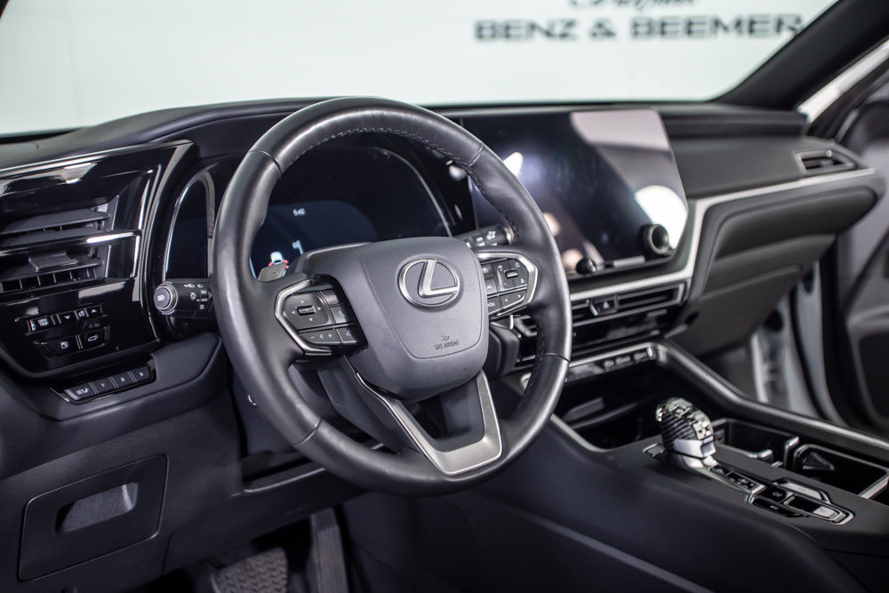 Used 2025 Lexus TX 350 FWD w/ Technology Package image 23