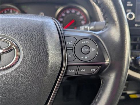 Used 2023 Toyota Camry XSE image 14