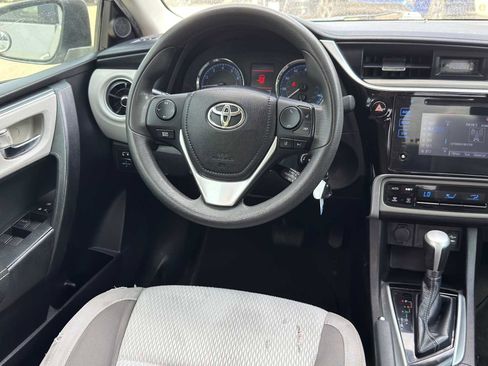 Used 2017 Toyota Corolla LE FWD image 22