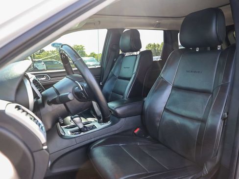 Used 2018 Jeep Grand Cherokee Summit AWD/4WD image 29