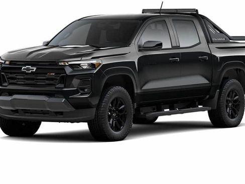 New 2026 Chevrolet Colorado Z71 w/ Midnight Edition AWD/4WD image 2