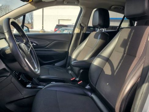 Used 2018 Buick Encore Preferred image 10