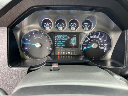 Used 2011 Ford F350 Lariat w/ Lariat Interior Pkg image 16