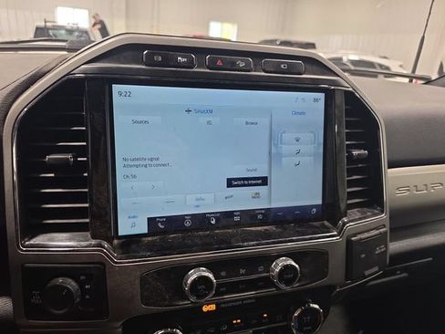 Used 2022 Ford F350 Lariat w/ Black Appearance Package AWD/4WD image 8