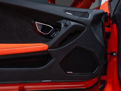 Used 2021 Lamborghini Huracan EVO AWD/4WD image 23