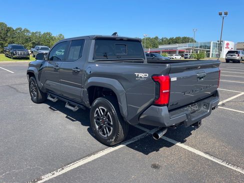 Used 2024 Toyota Tacoma TRD Sport w/ TRD Sport Upgrade Package AWD/4WD image 14