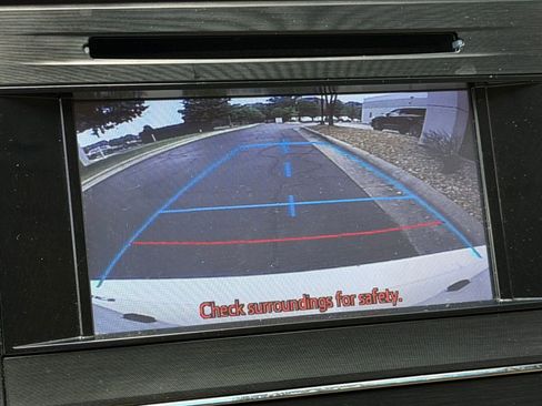 Used 2014 Toyota Avalon XLE Touring FWD image 29
