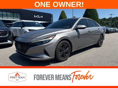 Used 2021 Hyundai Elantra Blue